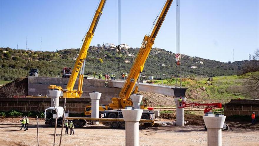 Un viaducto conectará la avenida de la Hispanidad con la ronda este