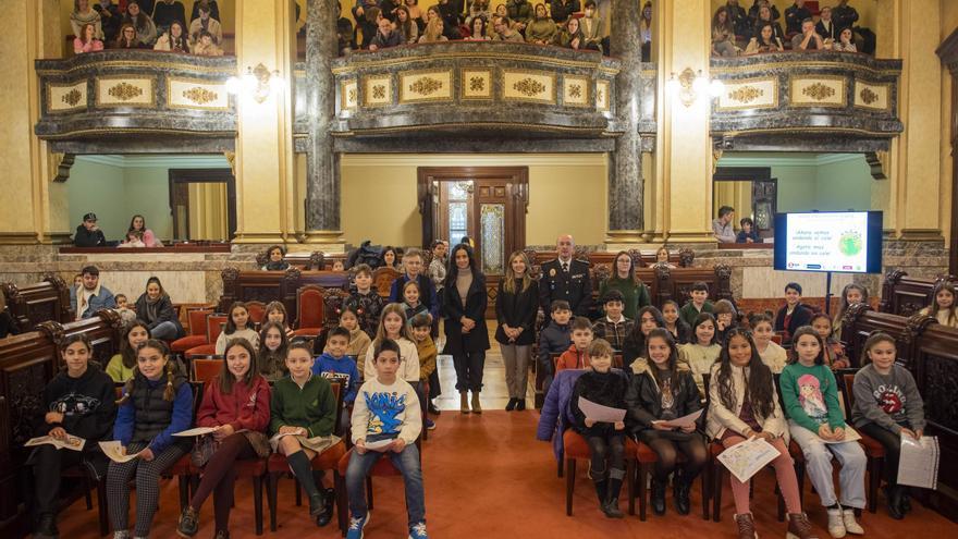 Alumnado coruñés de 14 centros educativos, premiado por su trabajo a favor de la seguridad vial