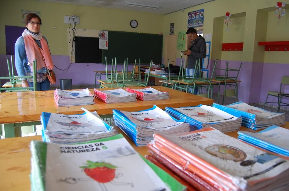 Educación suspende las clases en el colegio de Fornelos al anegarse el interior