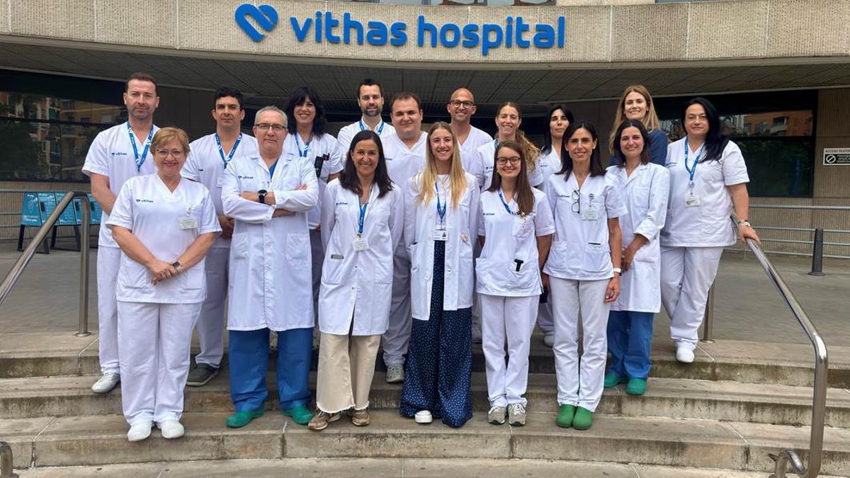 La directora de Enfermería del Hospital Vithas Valencia 9 de Octubre, Paula Castells, junto a su equipo.