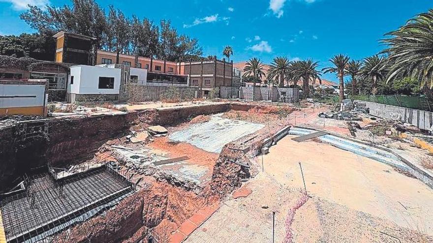 El PP denuncia el retraso en la apertura de la piscina de Pájara
