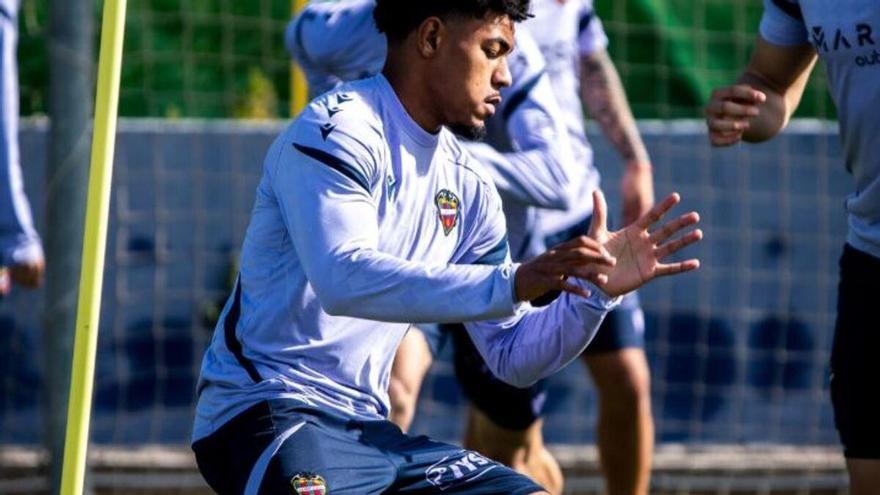 Raghouber y Kareem Tunde vuelven a entrenar con el grupo