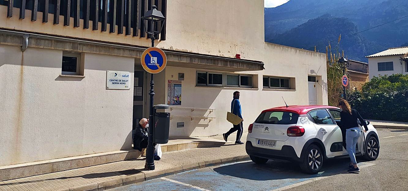 El centro de salud de Sóller es uno de los que ha recibido más peticiones de tarjetas de la isla.