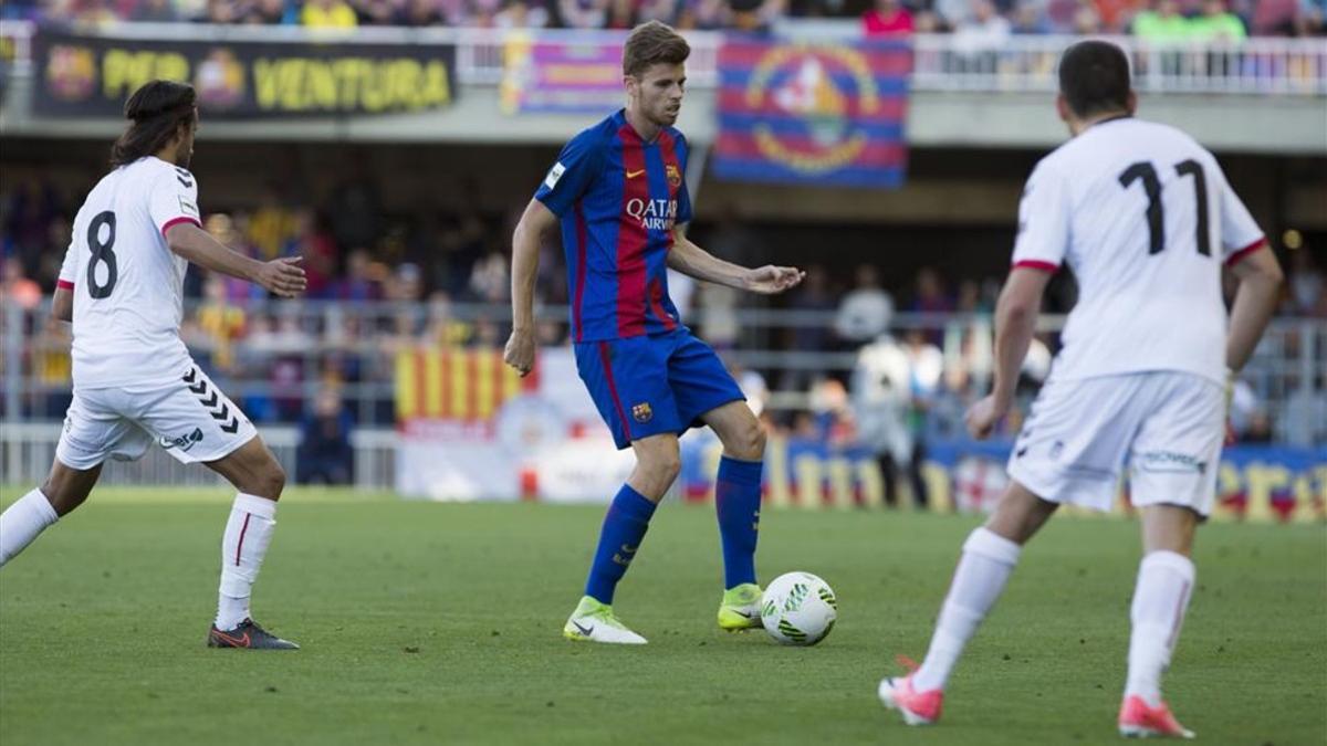 El Barça B no pudo contra la Cultural Leonesa; la derrota de la ida en el Mini fue demasiada losa