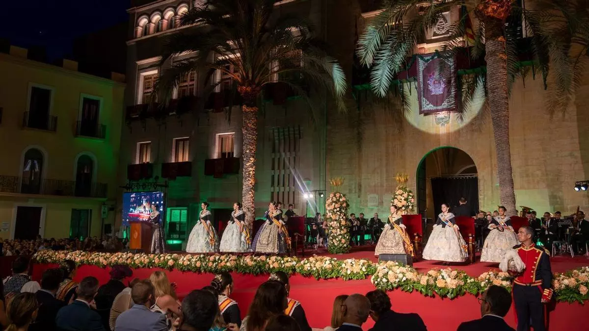 Laura Rodrigo y Aroa Durá ya reinan en las Fiestas de Elche