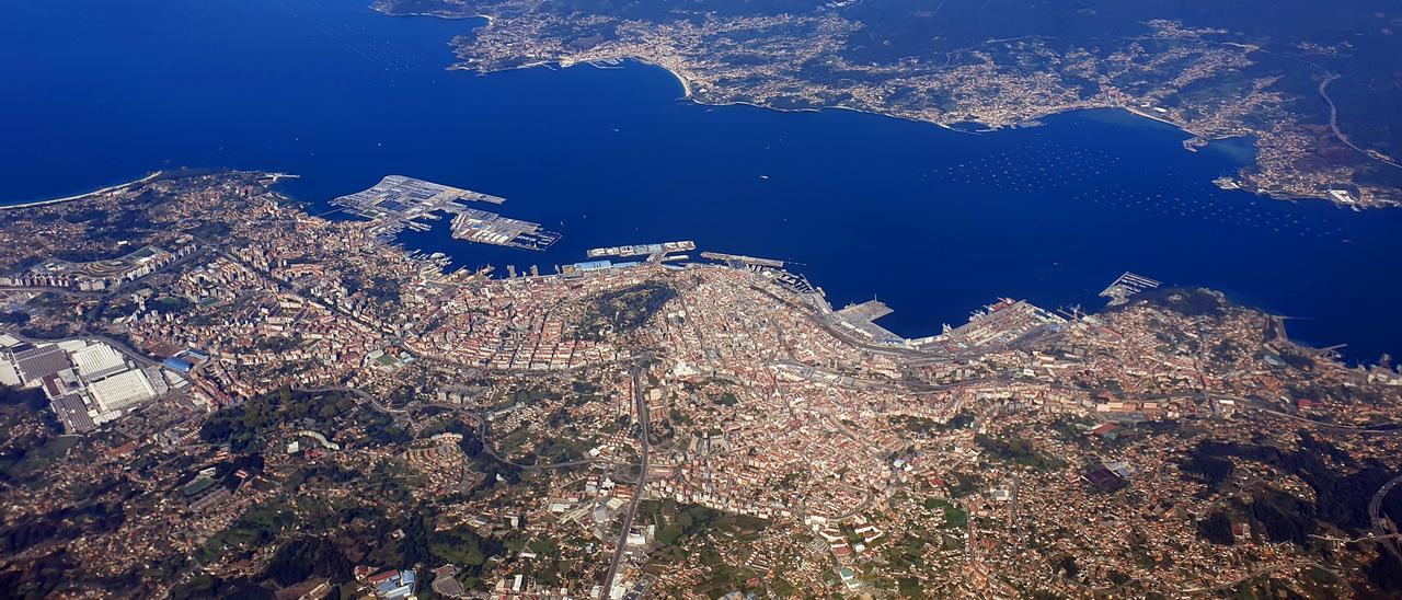 Vista aérea de Vigo y algunos de los barrios incluidos en el plan