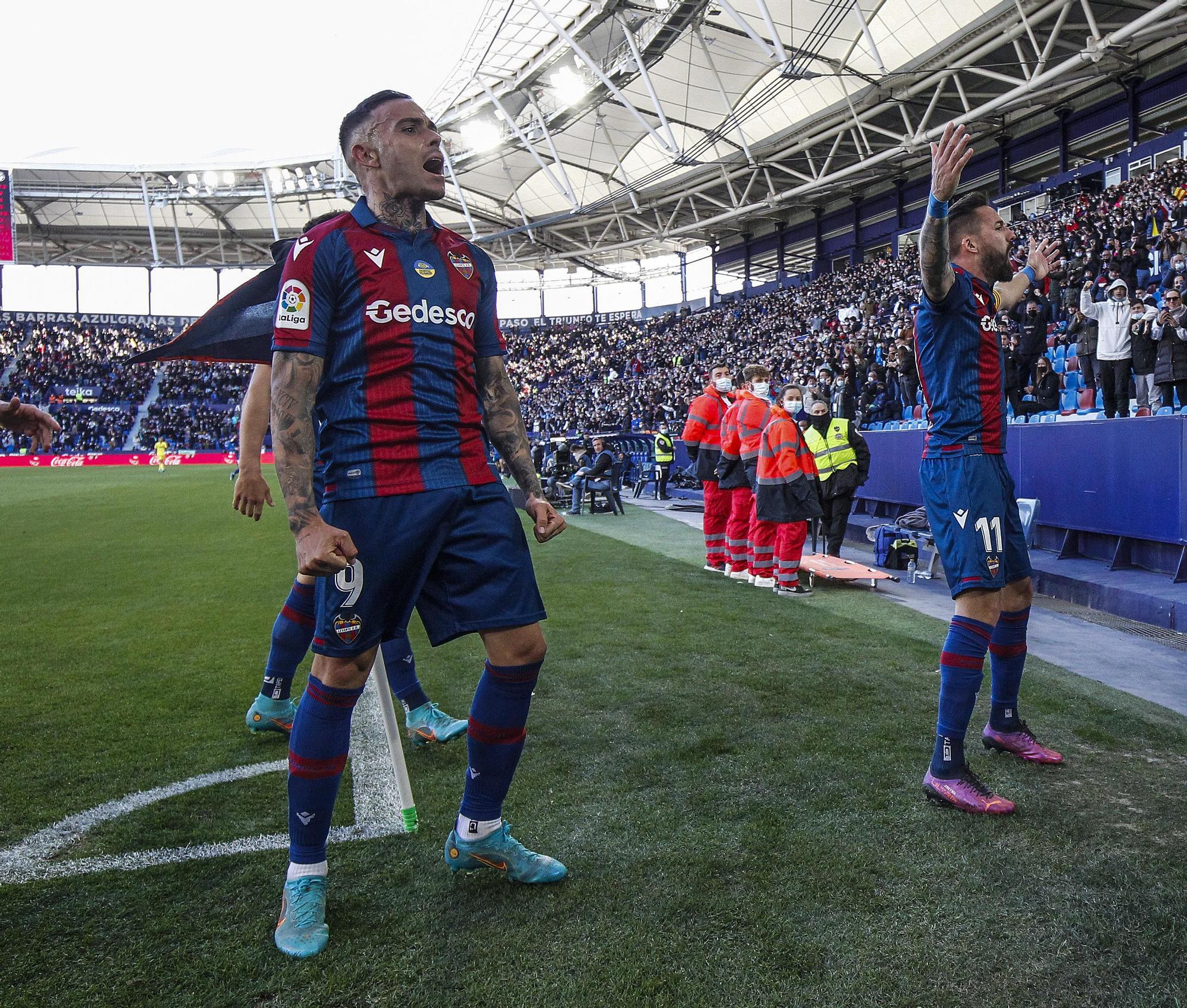 Las imágenes de la victoria del Levante frente al Villarreal en el Ciutat de València