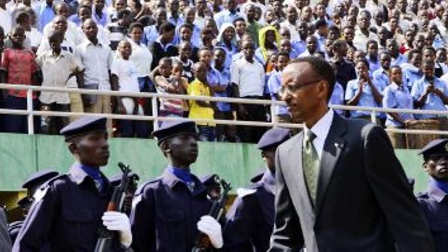 Polémica por la visita del líder ruandés, imputado por genocidio