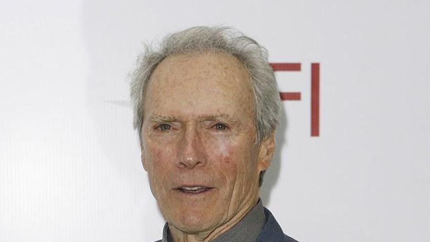 Clint Eastwood quien se apuntó otro récord con el éxito taquillero en Norteamérica de "Gran Torino"