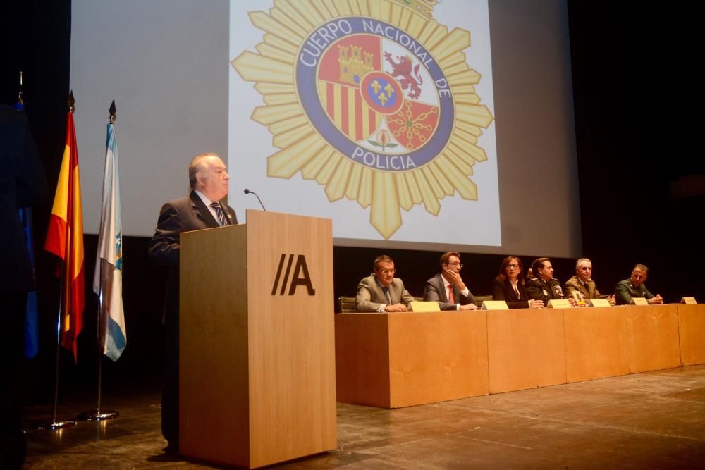 La Policía Nacional de Pontevedra celebra su patrón con una tasa criminal bajo la media