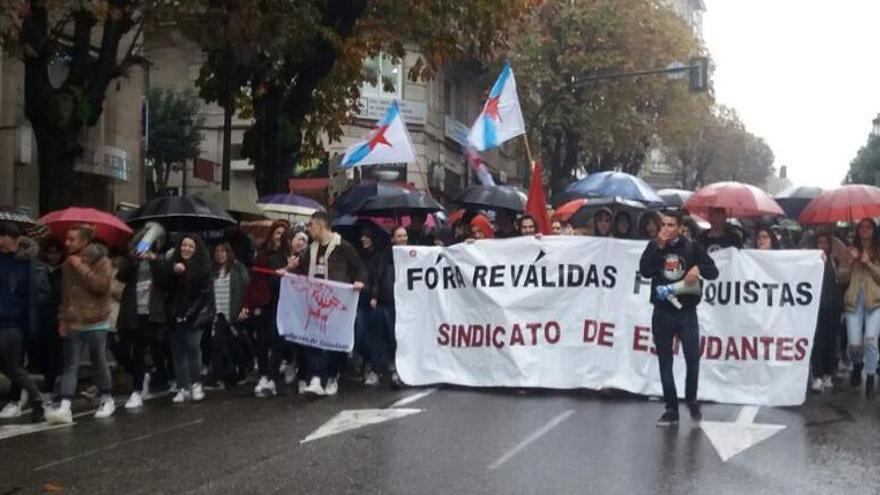 Manifestación de estudiantes, hoy en Vigo. // O. M.