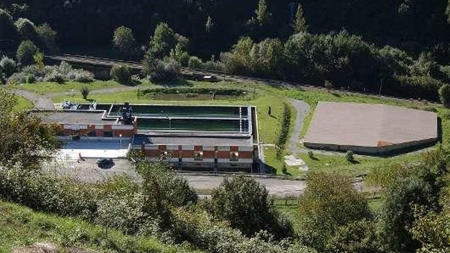 La gestión privada del agua en Mieres se ve amenazada por primera vez en dos décadas