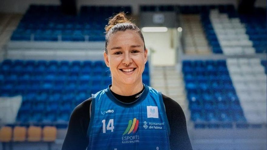 María España renueva con el Azulmarino Mallorca Palma