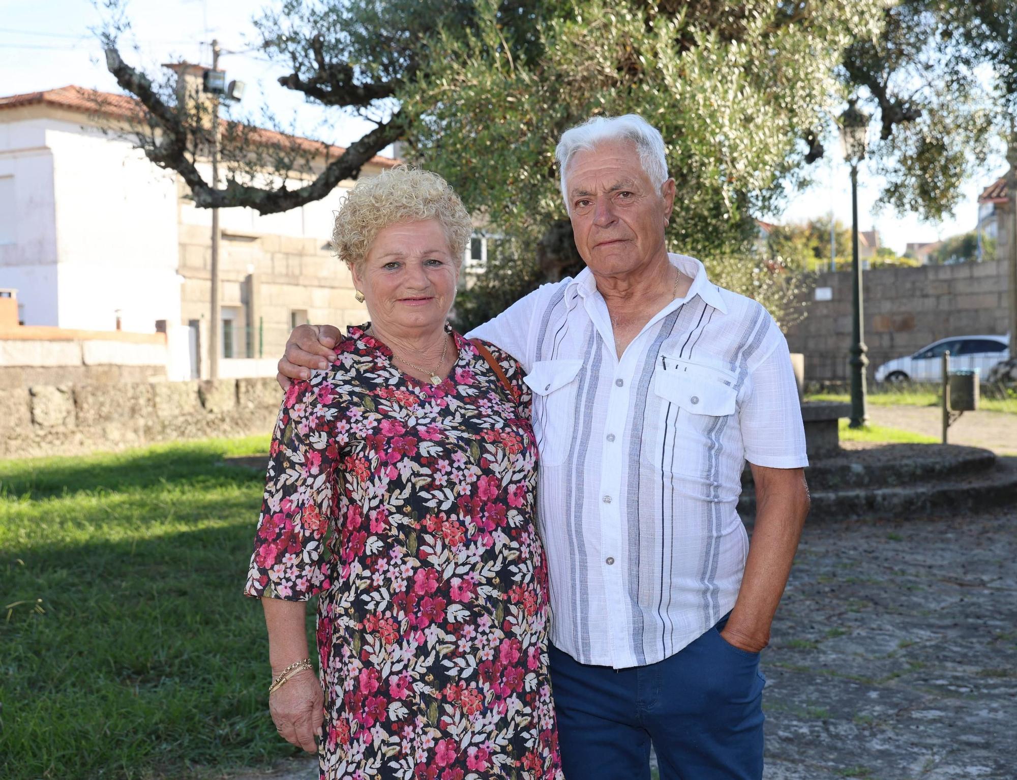 Matrimonios que celebrarán sus bodas de oro con la asociación AVOA en Coruxo