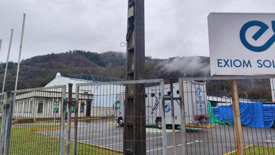 La futura planta de paneles solares de Riaño avanza con la reparación de la cubierta de la nave