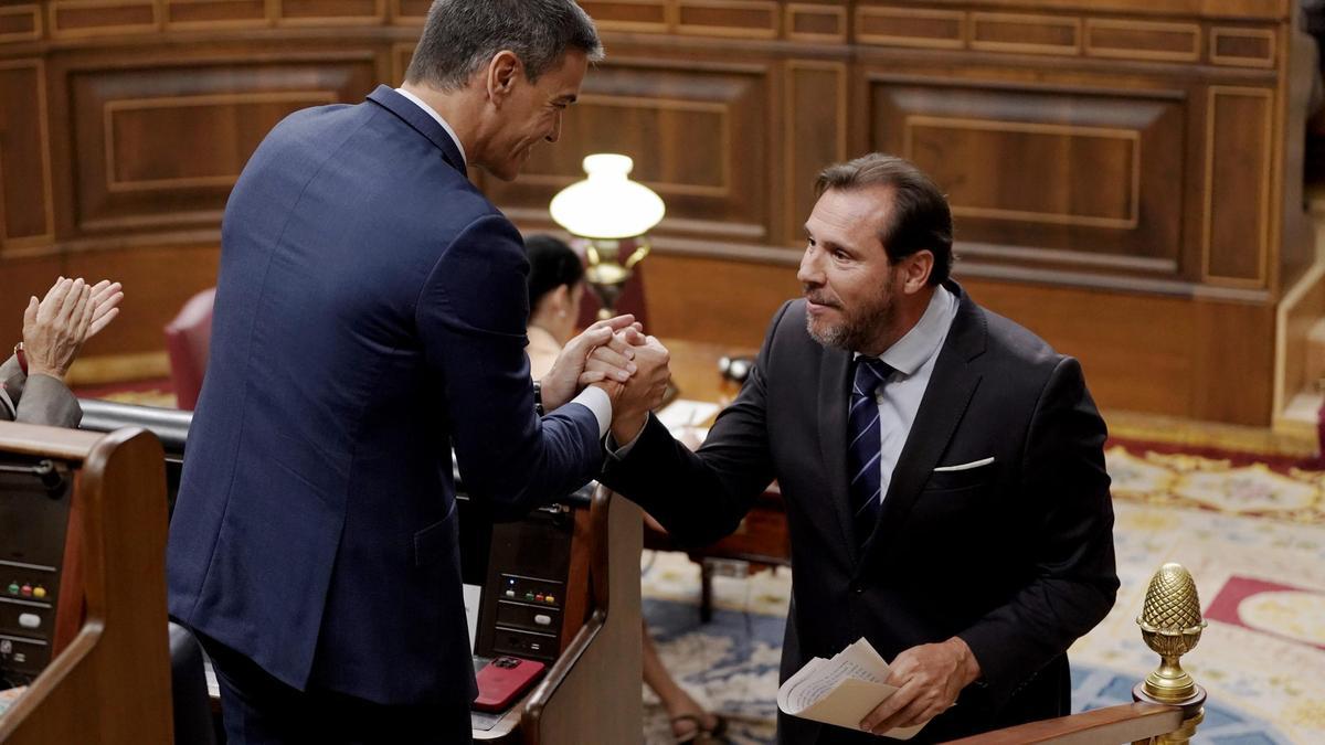 Pedro Sánchez y Oscar Puente