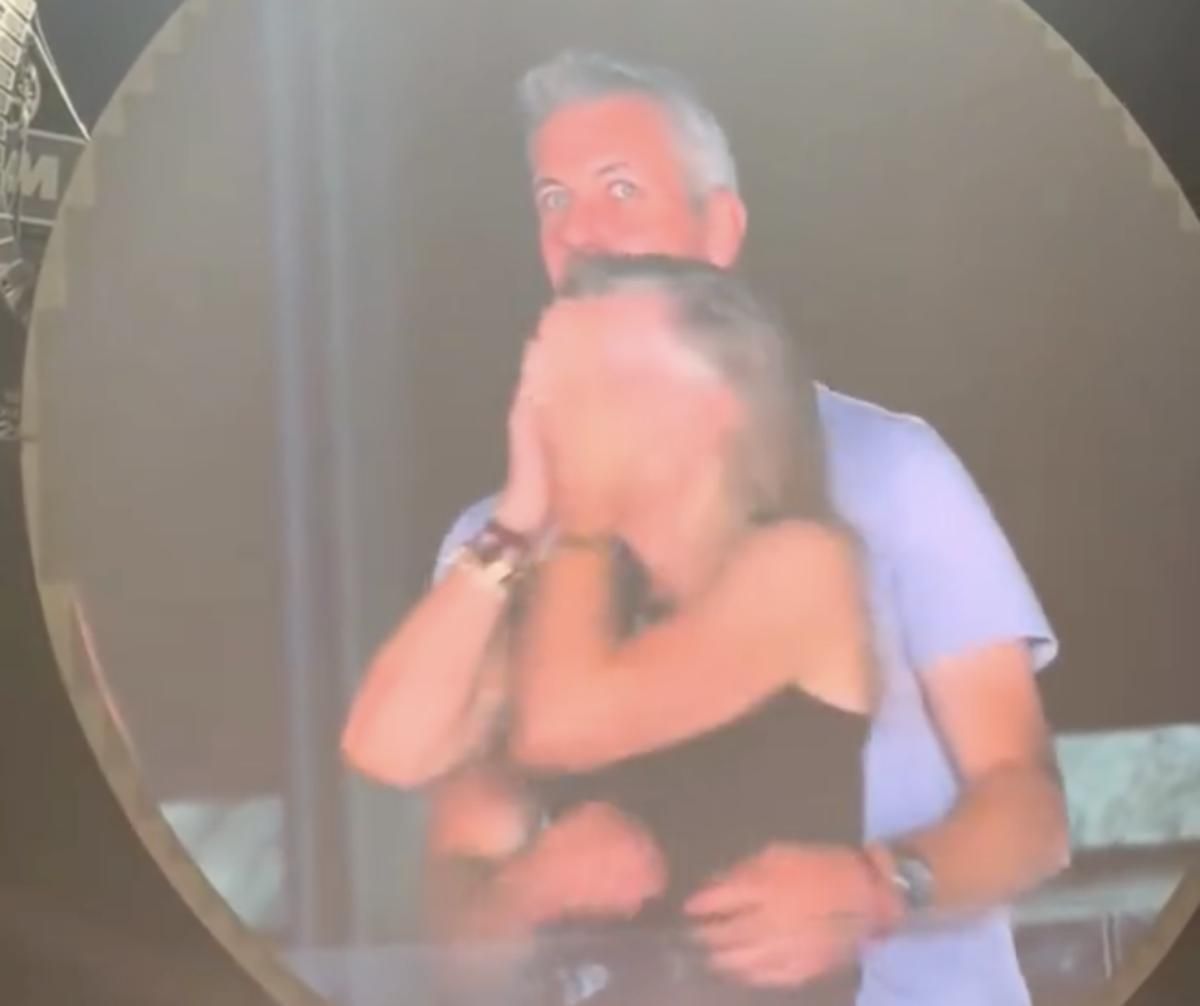 Los protagonistas del escándalo en pleno video