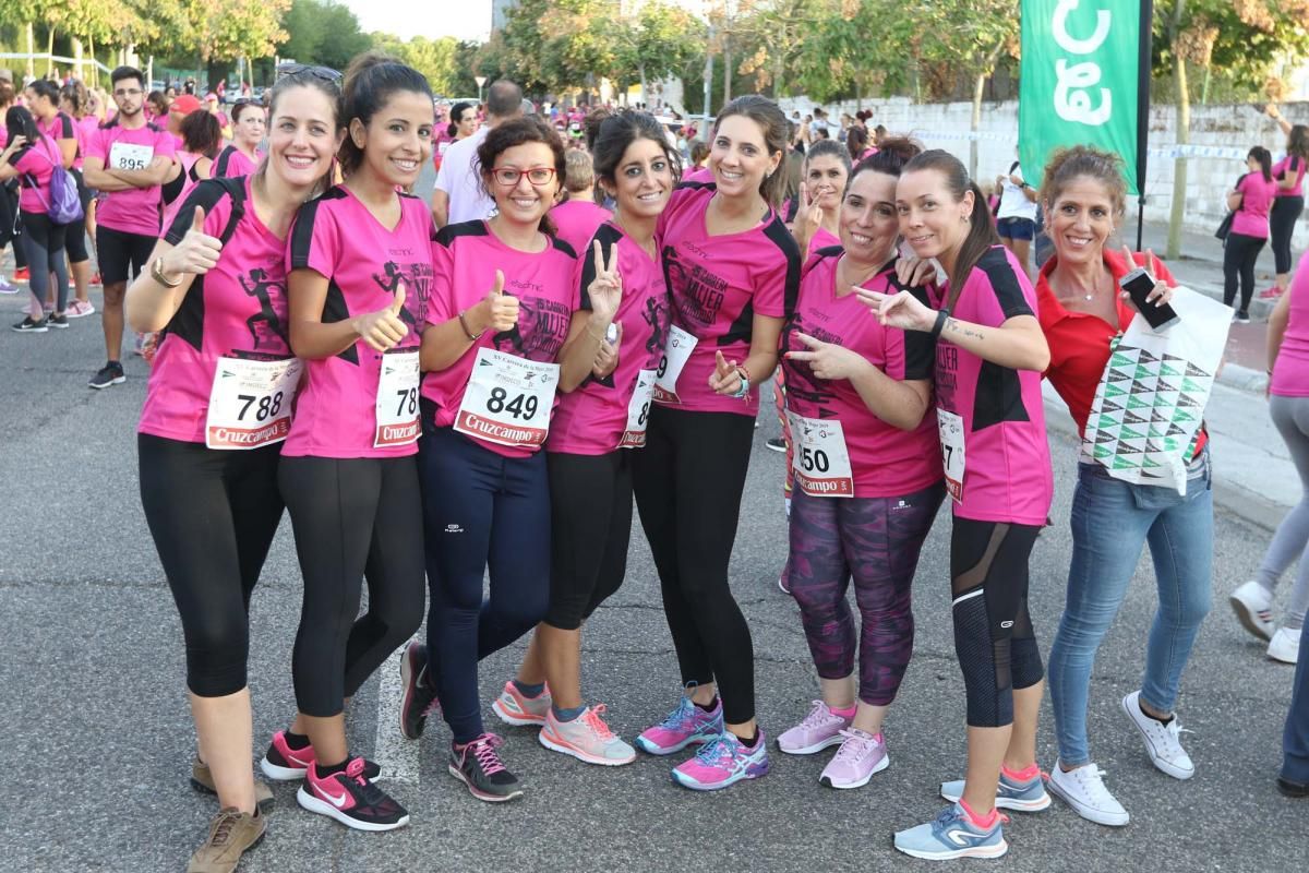 La marea rosa inunda las calles de Córdoba