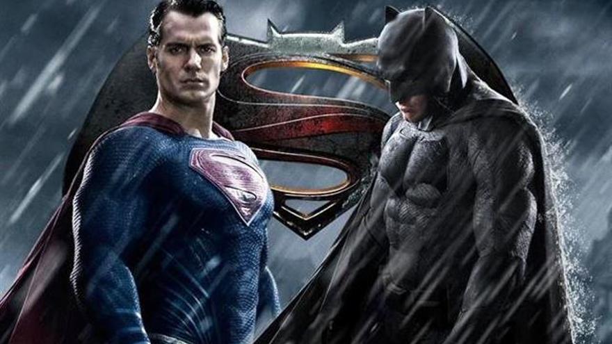 Henry Cavill y Ben Affleck son Superman y Batman.
