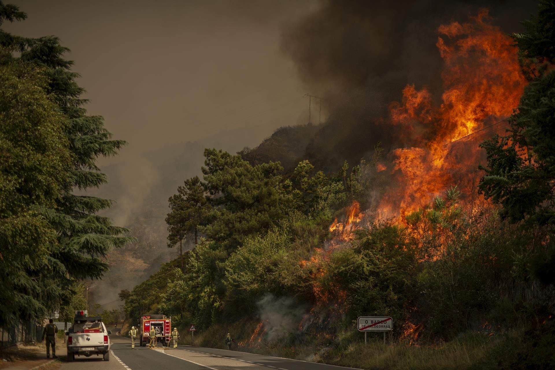 Imagen de un incendio en Galicia, una de las más afectadas este año por los fuegos forestales.
