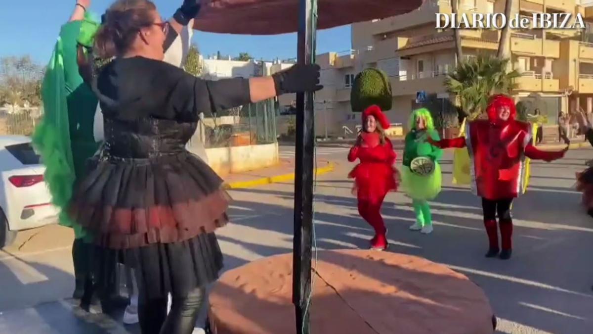 VÍDEO | Santa Eulària baila a ritmo de Carnaval