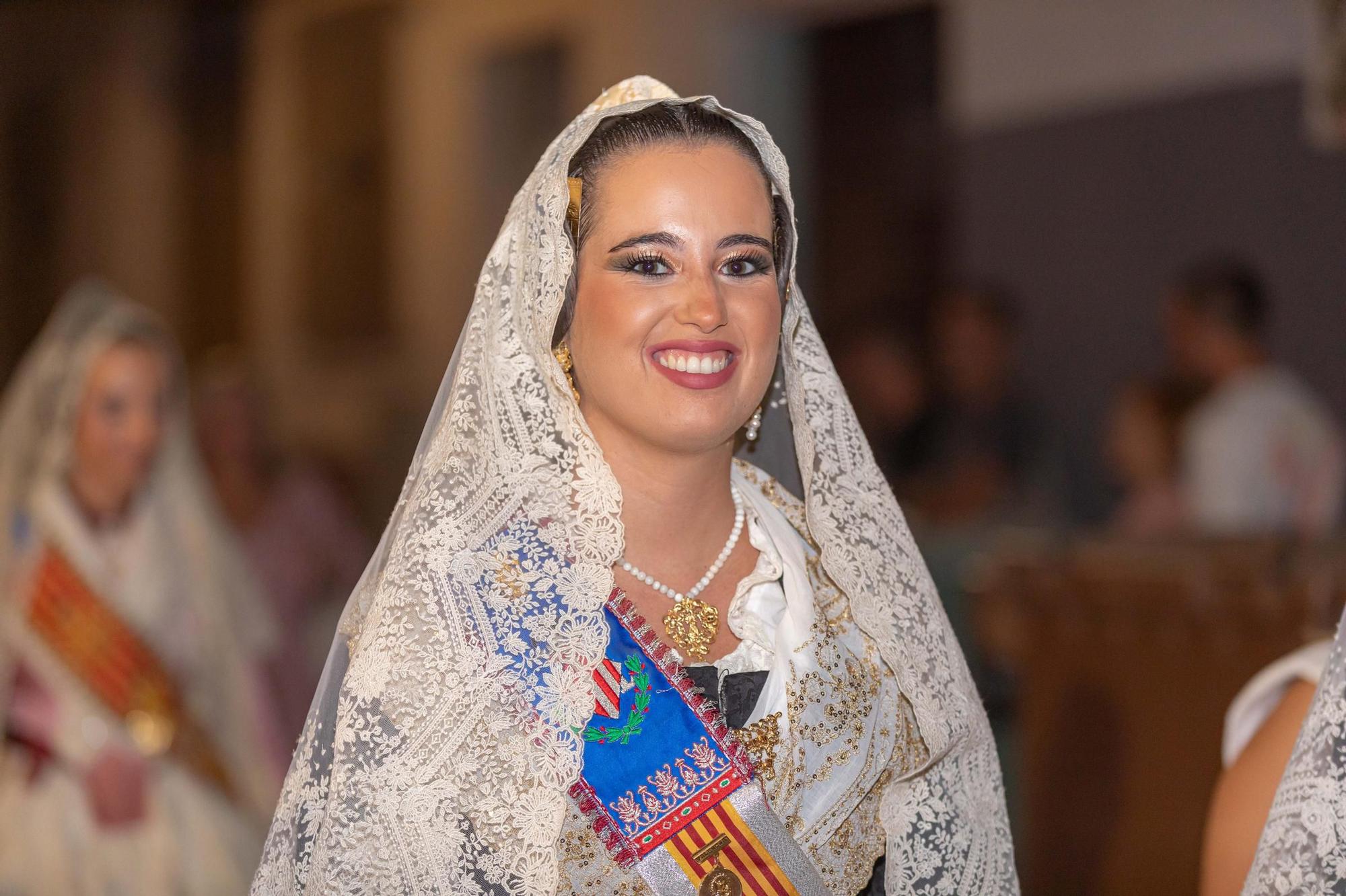 Cita fallera en la procesión de Xirivella