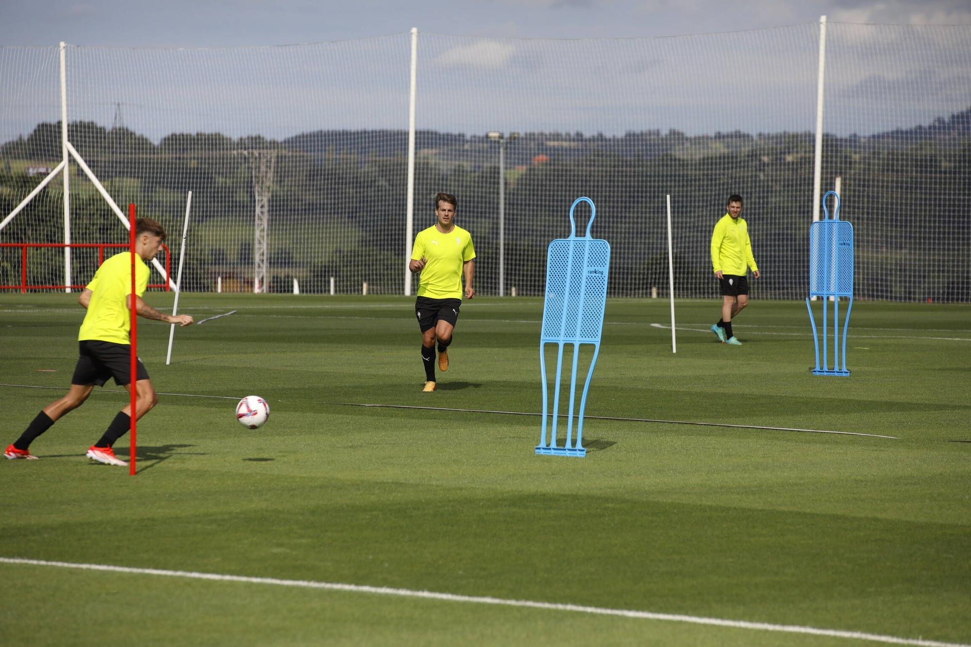 Así fue el primer entrenamiento de la era Albés en el Sporting (en imágenes)