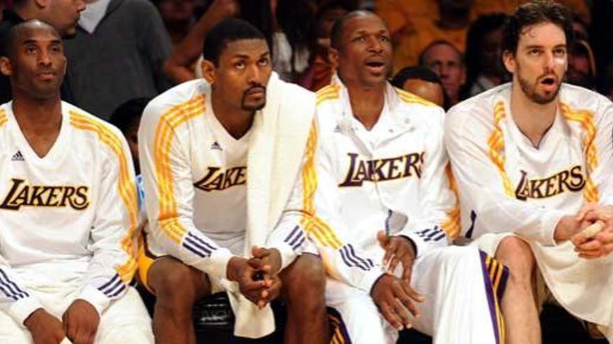 Los Lakers se quedan pasmados