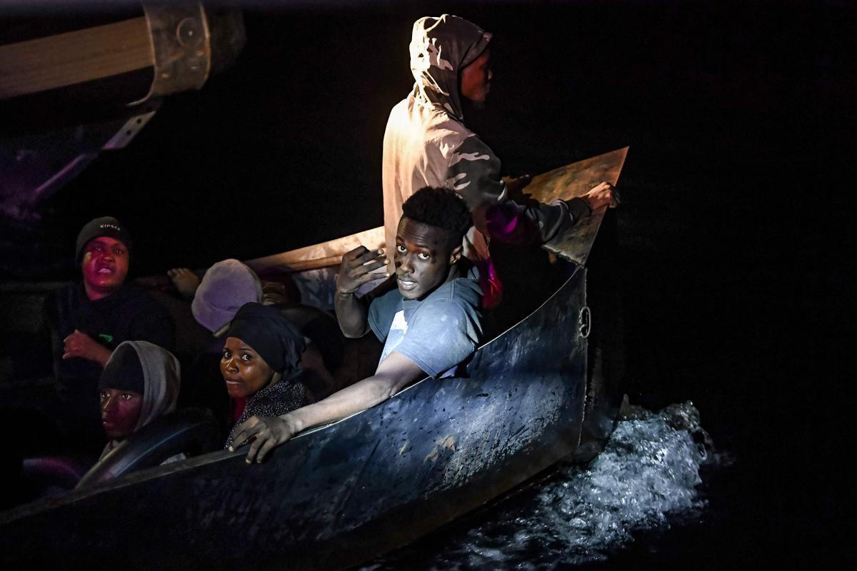 Rescate de migrantes subsaharianos frente a las costas de Sfax (Túnez)