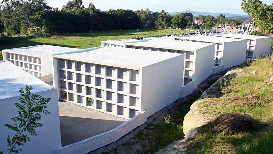 Vista de la ampliación de este cementerio de A Estrada. // Bernabé/Juan Carlos Asorey