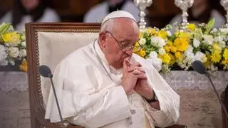 "Algunos dicen que llegó mi hora, pero Dios piensa que aún debo estar aquí": las palabras del Papa a Meloni