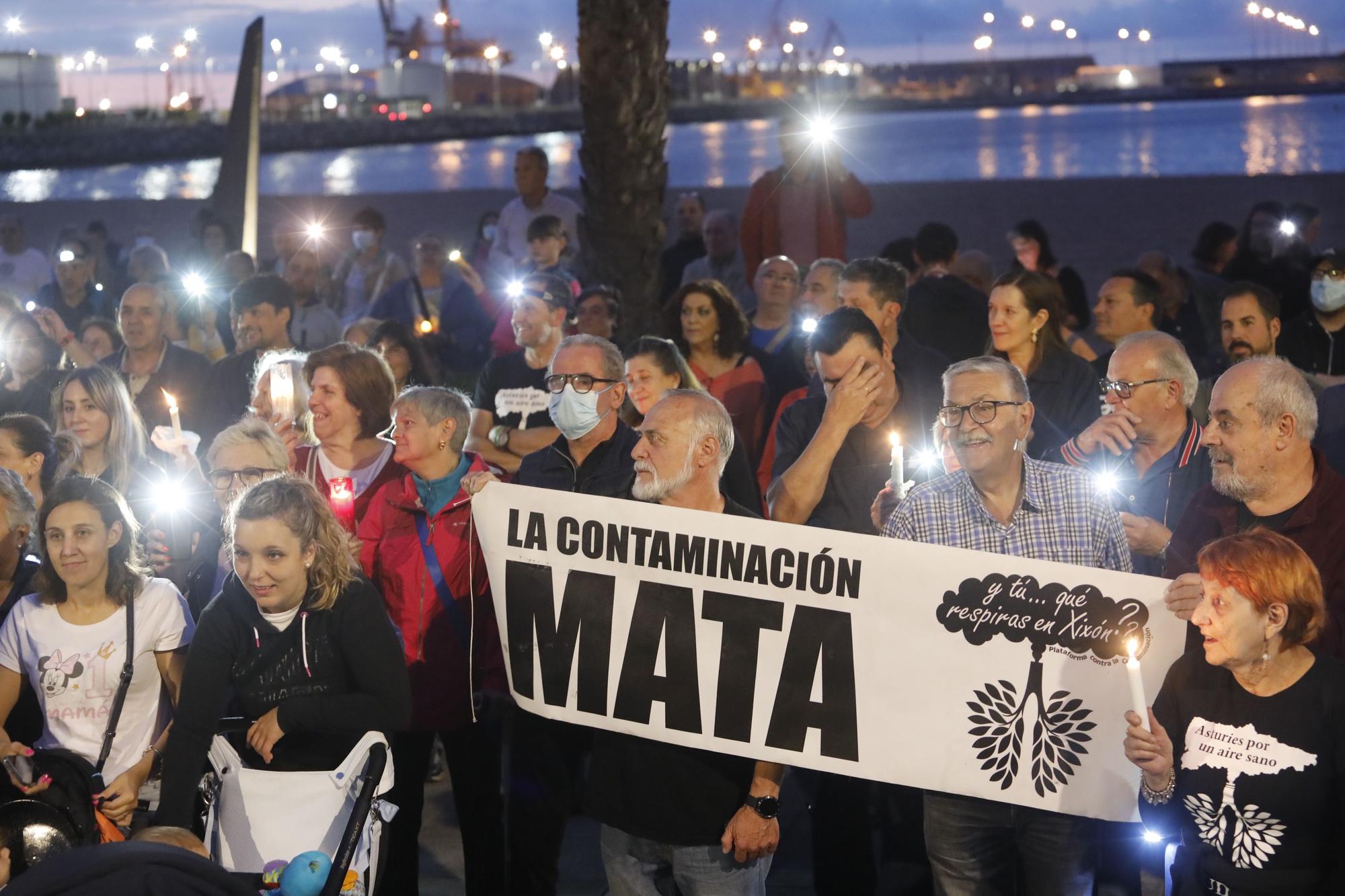 Manifestación de los vecinos de la zona oeste de Gijón