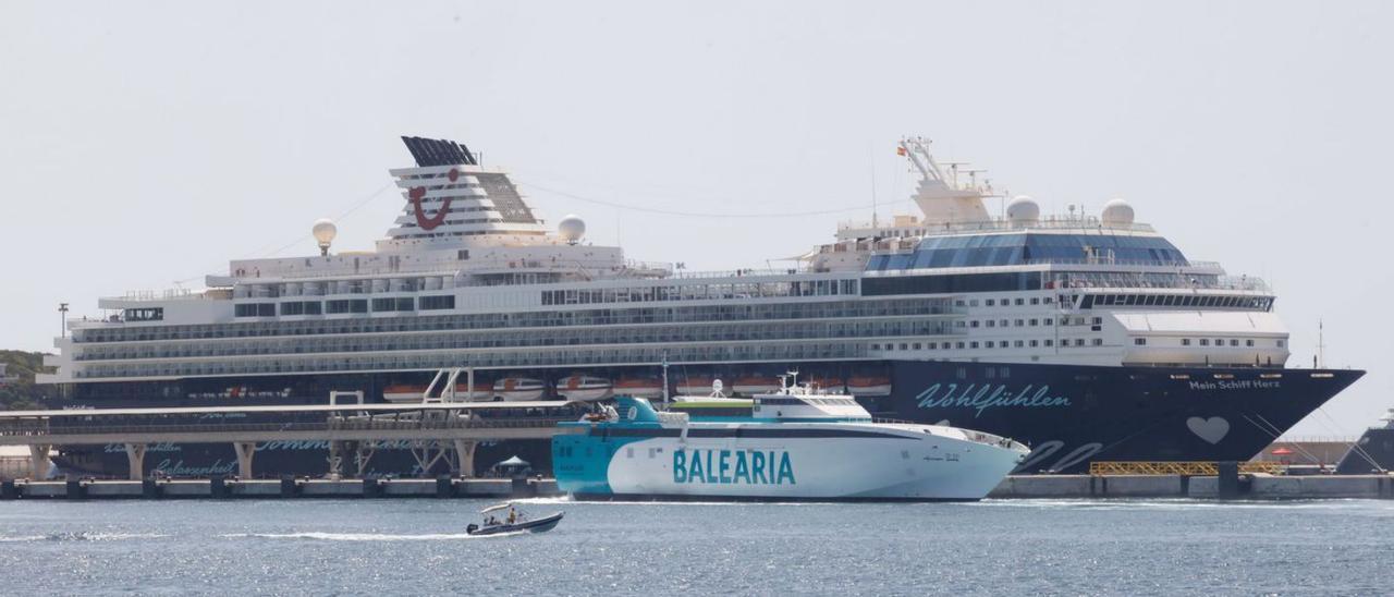 Ciudades flotantes | J. A. RIERA