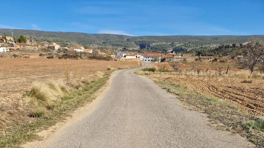 La Diputación licita las obras para mejorar cuatro caminos estratégicos de Alpuente con una inversión de más de 800.000 euros