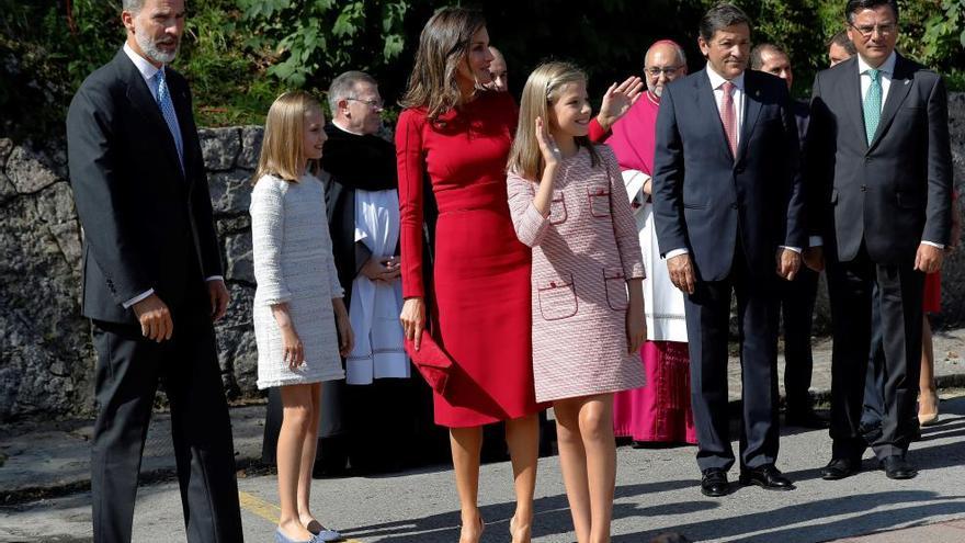 Visita de la Casa Real a Covadonga