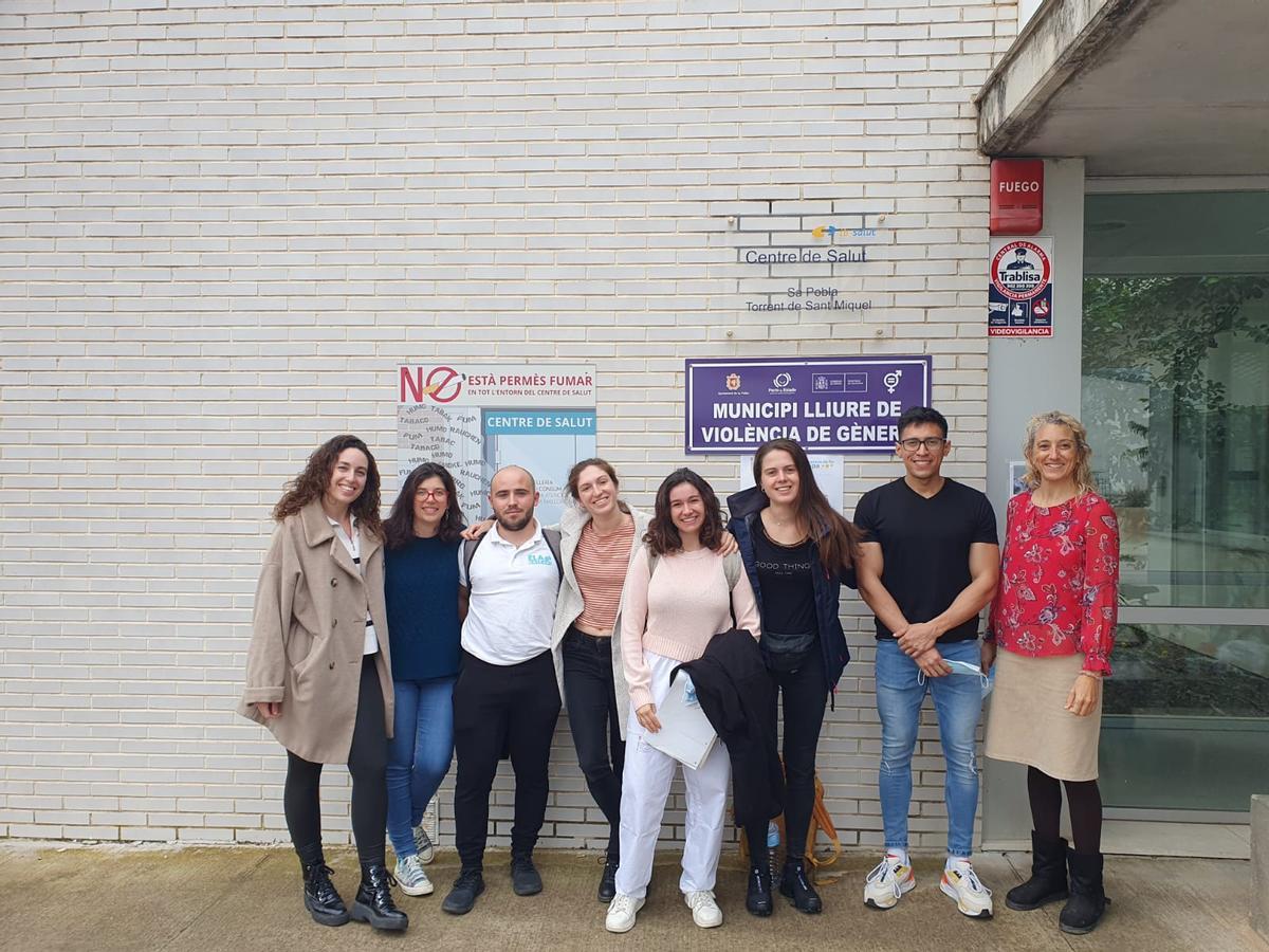Imagen del equipo de siete técnicos junto a Cristina Villena, primera por la derecha, coordinadora de la Red Nacional de Biobancos.