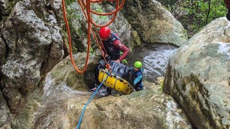 Rescatan a un excursionista con un tobillo roto en el torrent de l&#039;Ofre en Mallorca
