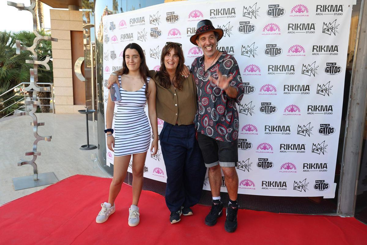 Mira todas las imágenes de la inauguración de la exposición del artista Boke en el Club Diario de Ibiza