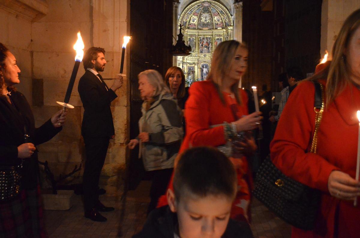 La nueva Procesión el Santo Sepulcro de Benavente, en imágenes
