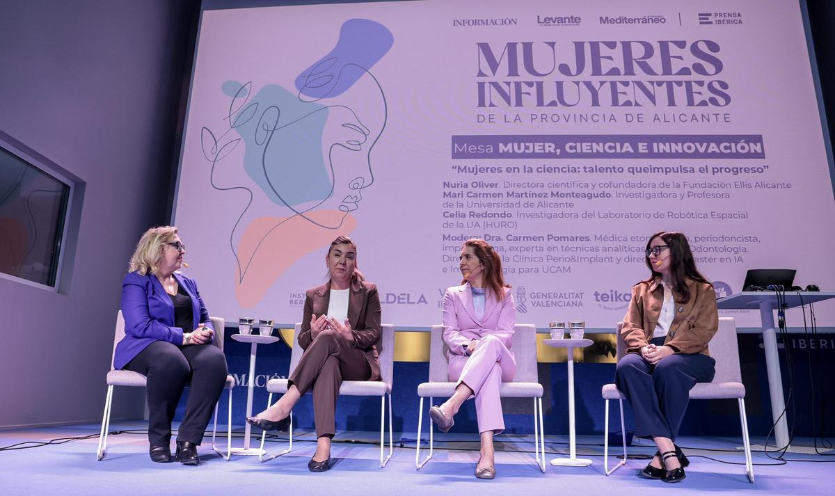 En la primera mesa, moderada por la Dra. Carmen Pomares, participaron Mari Carmen Martínez Monteagudo, Nuria Oliver y Celia Redondo.