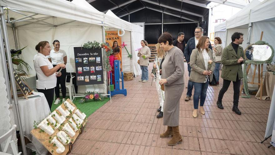 La feria Expo Fiestas reúne en Ingenio a 28 empresas del sector de eventos.