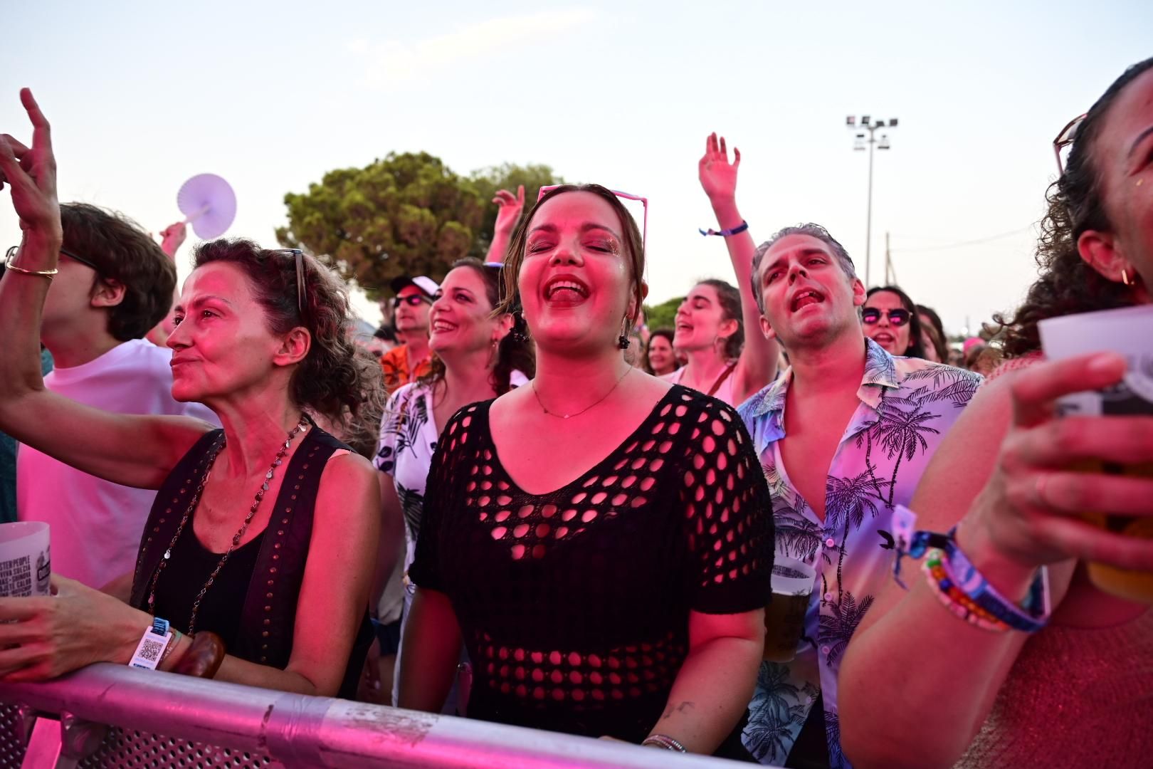 Galería | Los asistentes del FIB disfrutan de su primer día de festival