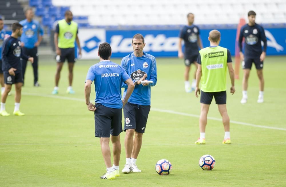 Trabajo táctico y de estrategia en Riazor