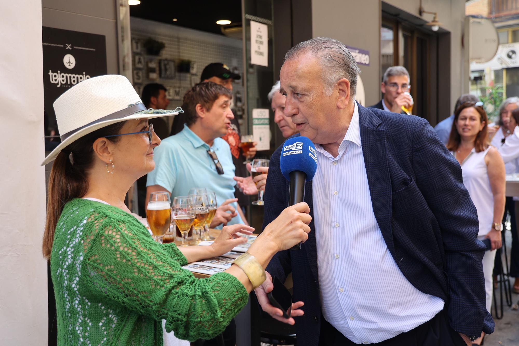 Las imágenes de la primera jornada de la Bodeguilla de 'Mediterráneo' en las fiestas de Sant Pasqual de Vila-real