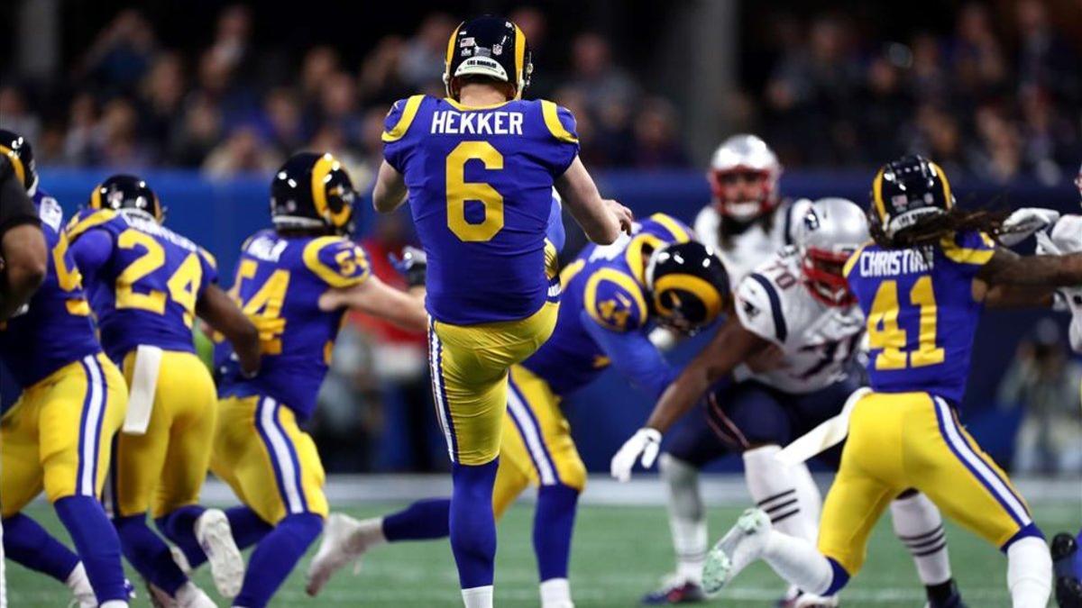 Rams y Patriots se enfrentaron hace 17 años convictoria para New England