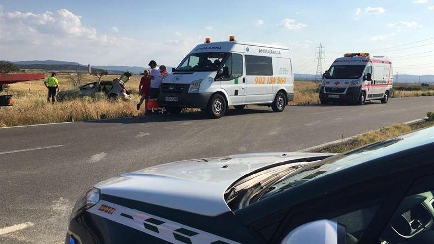 Cuatro jóvenes de entre 16 y 21 años resultan heridos al salirse de la carretera cerca de Saucedilla