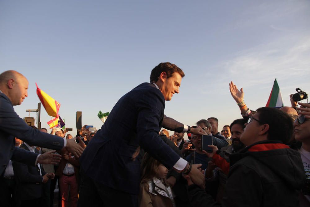 Ciudadanos ha elegido la capital para celebrar un mitin en los Baños del Carmen, encabezado por su candidato a la Presidencia de España, Albert Rivera, que ha presentado sus credenciales políticos