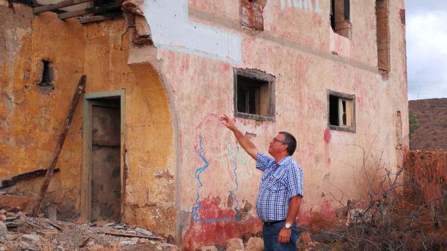 Críticas del abandono municipal de la finca de La Herradura