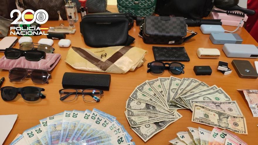 Detenidos tres ladrones profesionales especializados en desvalijar a turistas en el aeropuerto de Palma