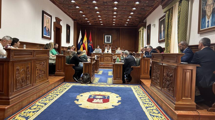 Las protestas por las condiciones laborales de la Policía Local de Telde llegan al pleno